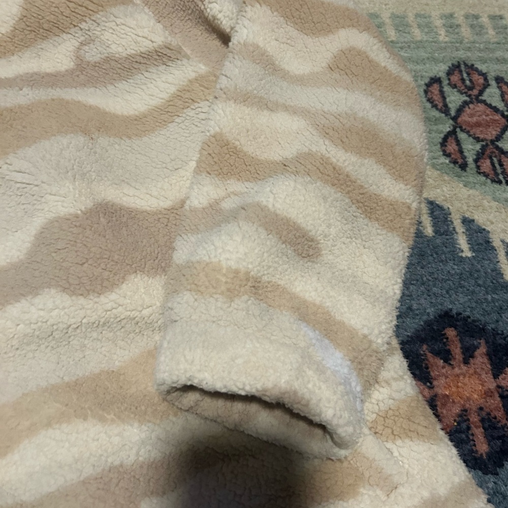 Francesca's Collections Cream and Tan fleece Jacket - Picture 5 of 7
